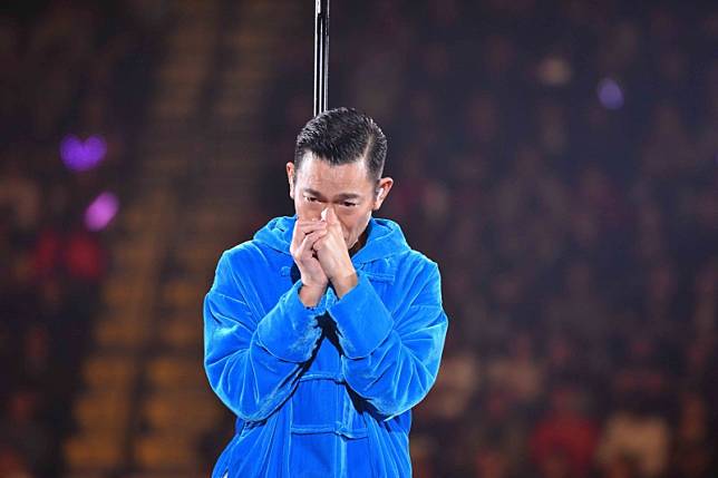 劉德華日前在演唱會上爆哭宣布個唱腰斬。(資料照，香港明報提供)