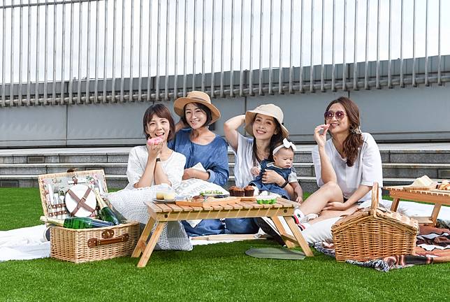 帶媽媽來台北101體驗獨特的高空草地野餐（圖片提供/台北101）