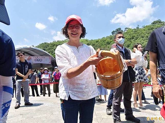 民眾黨前立委蔡壁如參加劍井午時水活動。(記者張軒哲攝)
