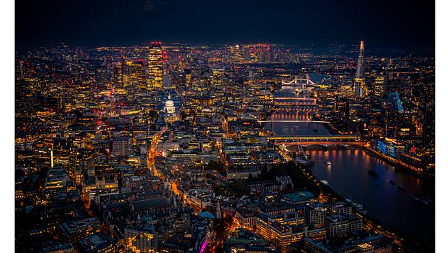 2023年聖誕夜的倫敦夜景。取自X平台@Londonist
