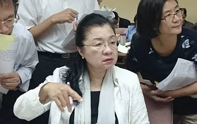 ▲監委田秋堇被爆濫用公務車。（圖／翻攝自田秋堇臉書）