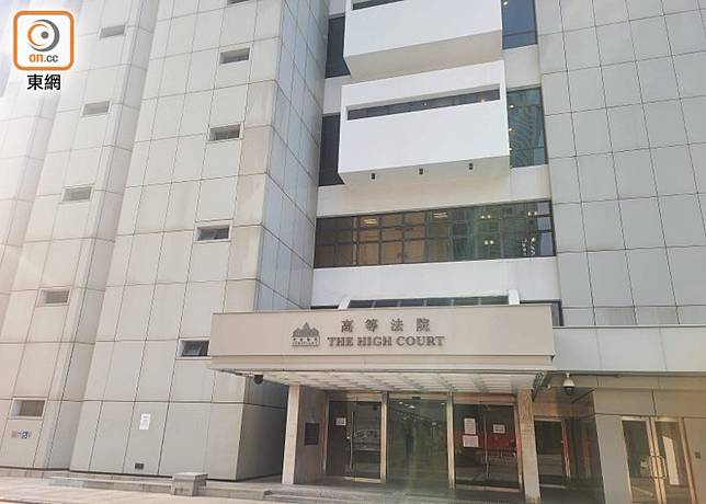 陪審團退庭商議約4小時後，大比數裁定被告謀殺罪成。