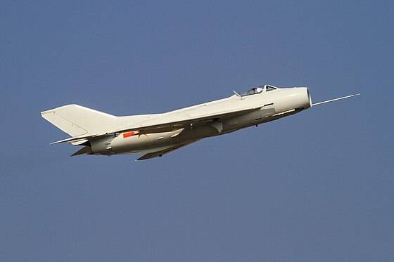 解放軍殲-6戰鬥機。 圖：截自維基百科