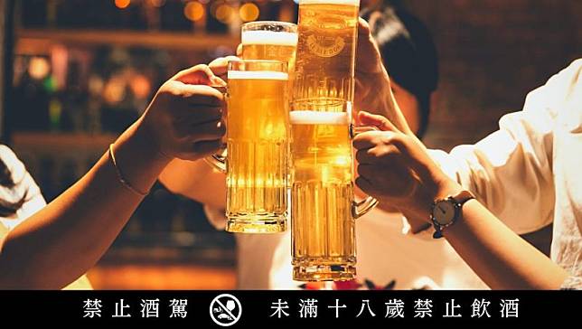 ▲金色三麥餐廳歡慶啤酒出國比賽拿金牌，全台門市推出一日限定活動，9月15日內用一律免費喝蜂蜜啤酒。（圖／提供）