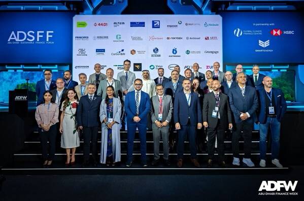 Represented by MediSun Energy's Head of Investor Relations, Ivan Kon (2nd row, 2nd from left), at ADSF Declaration 2024