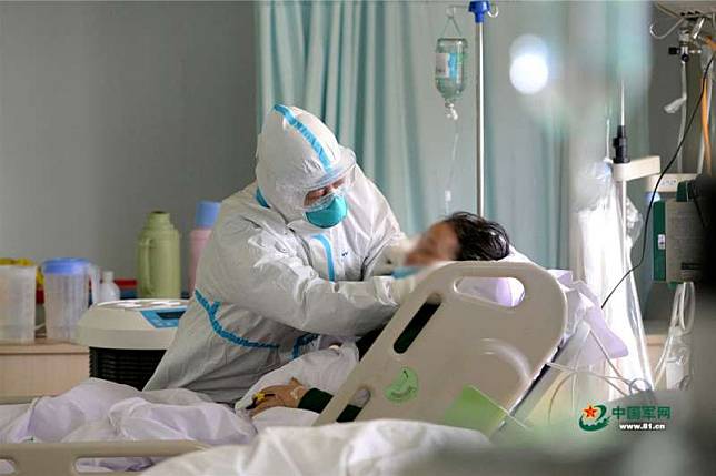 2020年1月，中國武漢肺炎（對新型冠狀病毒肺炎）疫情惡化，這是漢口醫院重症監護室（中國軍網）