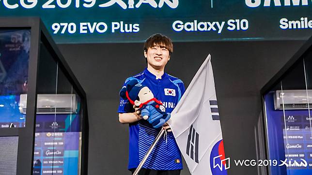Maru開心代表南韓拿下WCG 2019《星海爭霸II》的冠軍。   圖：翻攝自WCG官網