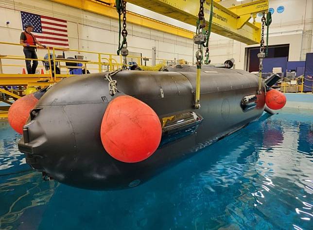 波音公司(The Boeing Company)將超大型無人水下航行器(XLUUV)「虎鯨」(Orca)交付美國海軍。 圖：翻攝波音公司官網