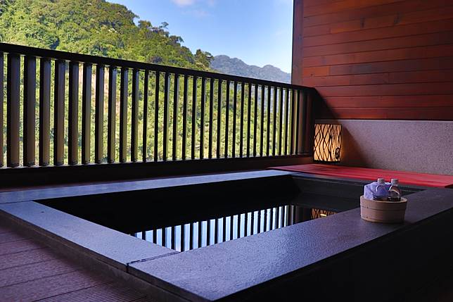 ▲位於四樓的半露天湯屋(圖/烏來璞石麗緻溫泉會館)