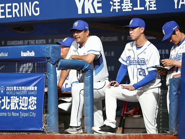 陳金鋒帶領富悍將陷入極大困境。（圖：取自富邦悍將粉絲團）
