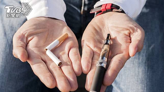 國、高中電子煙使用率急速上升。（示意圖／shutterstock 達志影像）