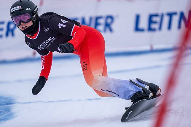 滑板美女選手哈迪格（Sophie Hediger）是2022年北京冬奧選手。摘自哈迪格IG