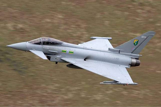 英國皇家空軍（RAF）「颱風」（Eurofighter Typhoon）戰鬥機（Chris Lofting@Wikipedia / GFDL 1.2）