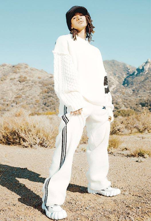 「新人類」形象：Willow Smith擁有獨特的自然美感與活力，襯托出品牌2020秋冬季度的現代感運動服飾。（品牌提供）