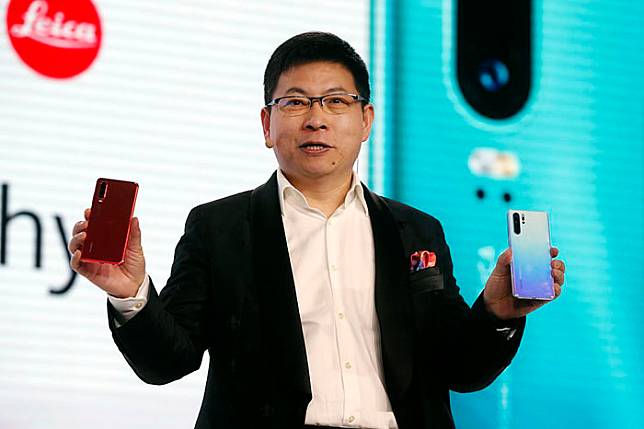Huawei ประกาศเตรียมใช้งาน OS ของตัวเองปลายปีนี้ มี Store สำหรับโหลดแอปพร้อมแล้ว