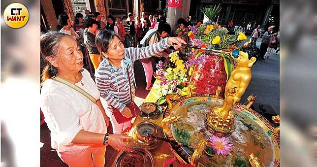 神佛傳奇韋駄菩薩2／持杵姿勢有玄機　外來僧侶掛單看分明