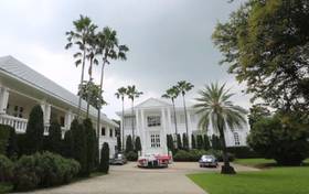 เปิดบ้านหรูริมน้ำ เอ๋ ชนม์สวัสดิ์ ที่เจ้าตัวชอบมาอยู่ก่อนเสียชีวิต |  สยามนิวส์ | LINE TODAY