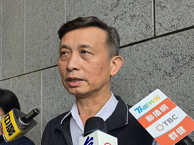 中捷綠線轉轍器故障搶修2小時恢復正常，總經理致歉，全面檢修:，211名旅客全額退費。（圖：寇世菁攝）