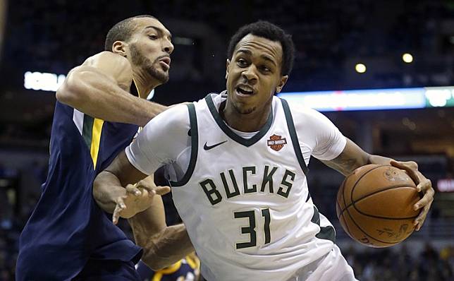 前密爾瓦基球員John Henson　確認從 NBA 退休專心轉播事業