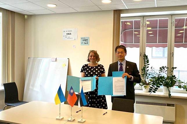 台灣捐贈愛沙尼亞1百萬美元協助安置烏克蘭難民。（取自駐拉脫維亞代表處臉書）