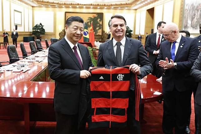 巴西總統博索納羅訪問中國，與中國國家主席習近平會晤。（AP）