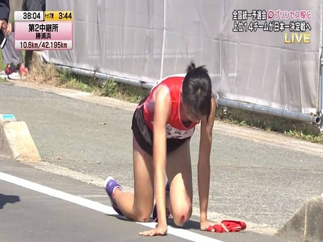 日馬拉松女選手斷腿也要跑完 以前頌揚現是罵聲不斷