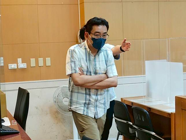 孔子75代孫孔祥科，在擔任台灣中華儒學會理事長時，將學會借給2名主嫌充當人頭，也被列為被告遭到約談。呂志明攝