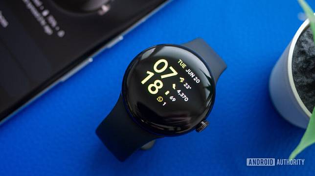 第二代Pixel Watch智慧手錶也有望和Google年度旗艦手機Pixel 8系列一同在今年秋季亮相。 圖：取自外媒《Android Authority》