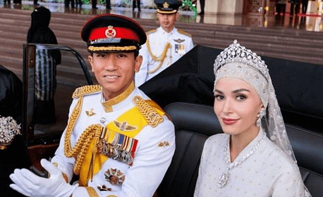 有「亞洲最帥王子」之稱的汶萊馬丁王子，近日舉行為期10天的婚宴。（翻攝自tmski IG）