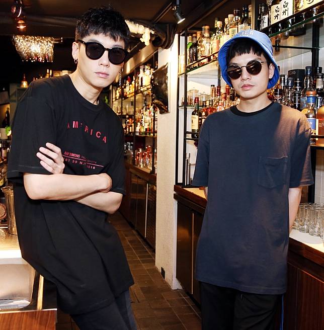 南瓜妮歌迷俱樂部柯家洋（左）與小青蛙（右）。記者侯永全／攝影

<b style=