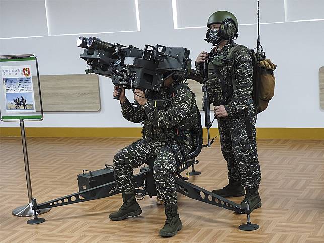 海軍陸戰隊66旅配備的雙聯裝刺針飛彈。（圖：張柏仲攝）