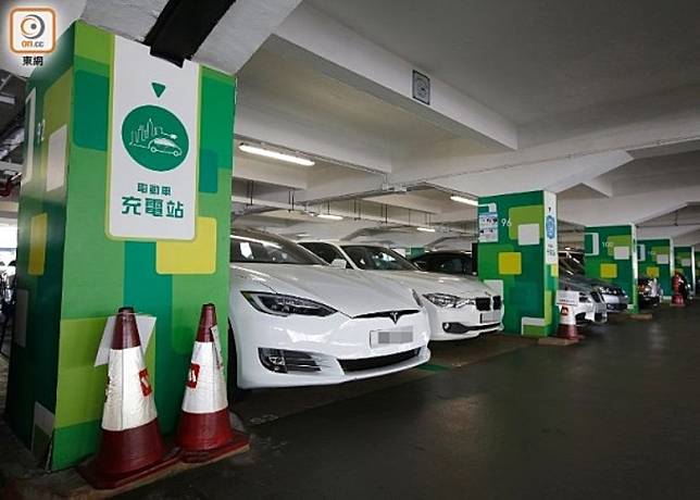 港府鼓勵司機轉用電動車。