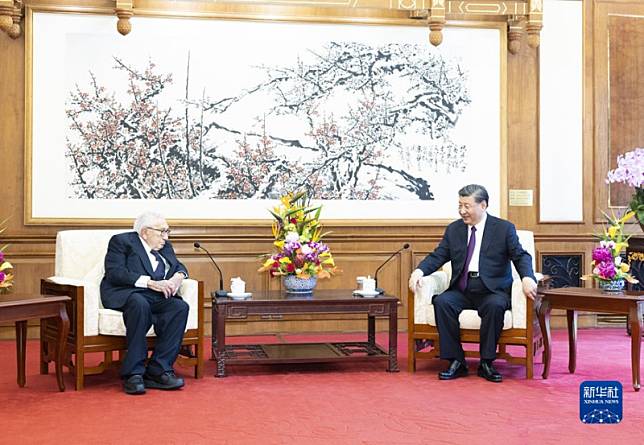 習近平與季辛吉20日在北京釣魚台國賓館會面。