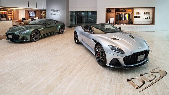 Aston Martin DBS Superleggera Volante V12 敞篷 GT 超跑 1,848 萬起抵台