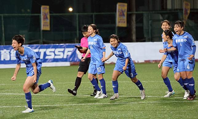 醒吾PK大戰後獲勝慶祝。高中體總提供