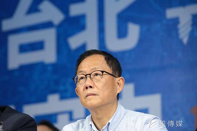 選舉結束，國民黨台北市長候選人丁守中還留在戰場。圖為丁守中記者會說明將提起選舉無效訴訟。（顏麟宇攝）