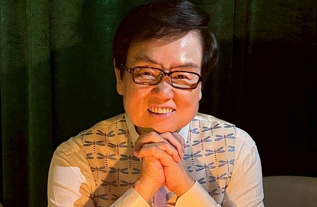 黃百鳴涉嫌股票內幕交易，今遭法院定罪，晚年恐鋃鐺入獄。（圖／翻攝黃百鳴Threads）