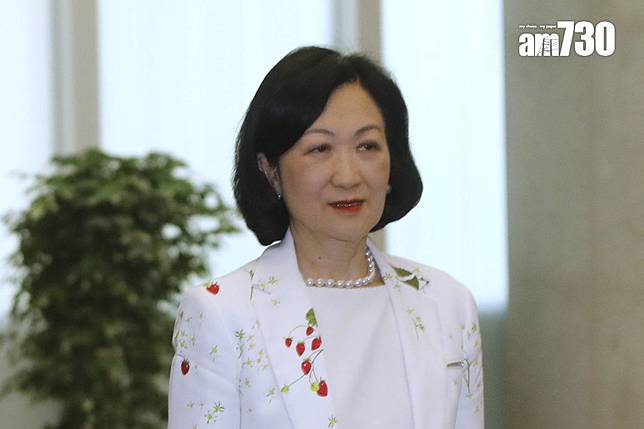 葉劉指二元乘車優惠調高至3元甚至4元，「比兩蚊兩折整色整水更恰當」