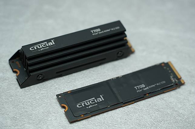 突破天際的資料讀寫速度！PCIe 5.0 介面的 Crucial T700 PCIe Gen5 NVMe M.2 SSD 開箱評測分享