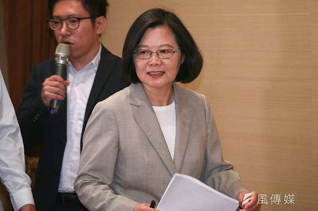20190409-蔡英文總統9日於總統府紅廳發表談話。（蔡親傑攝）