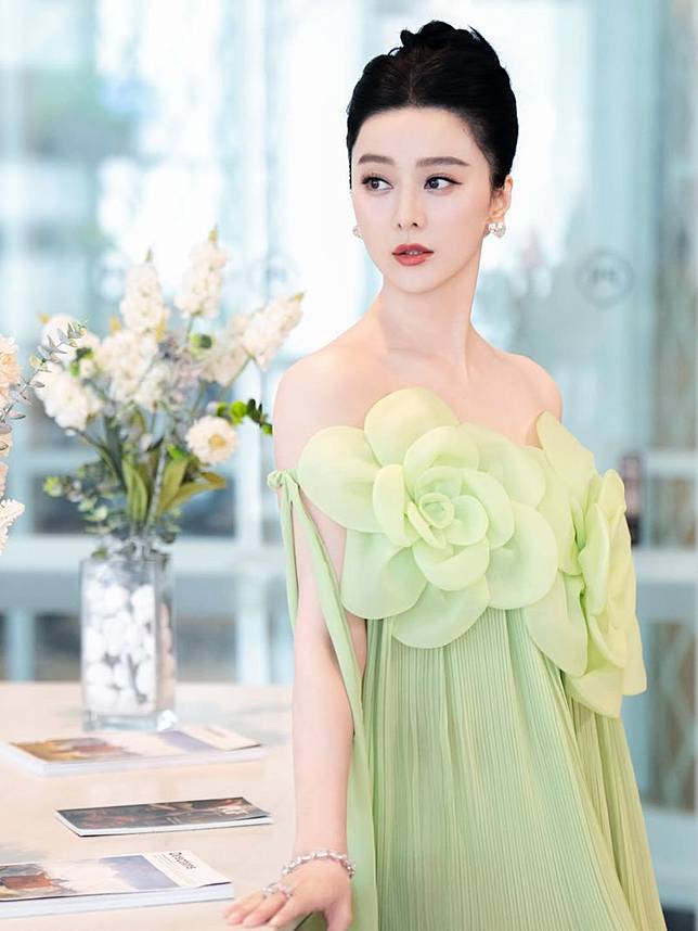 自帶氣場的范冰冰在日網友票選最美女星中奪下第3名。翻攝IG＠bingbing_fan