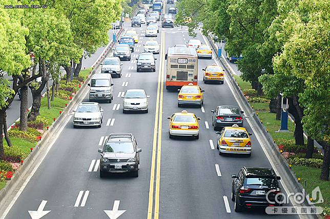 基北北桃聯手打擊噪音車，加強取締未經監理登記改裝排氣管(圖/卡優新聞網)