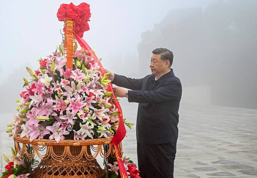 Xi pays tribute to martyrs in resistance war against Japanese aggression | XINHUA | LINE TODAY