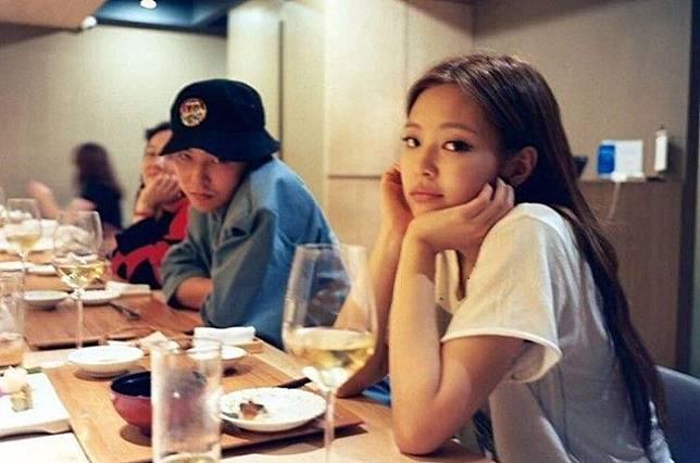 Jennie和G-Dragon秘密戀愛一年 Credit: Pinterest