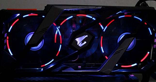 AORUS Geforce RTX 2070 SUPER 8G視覺燈效真滴美！