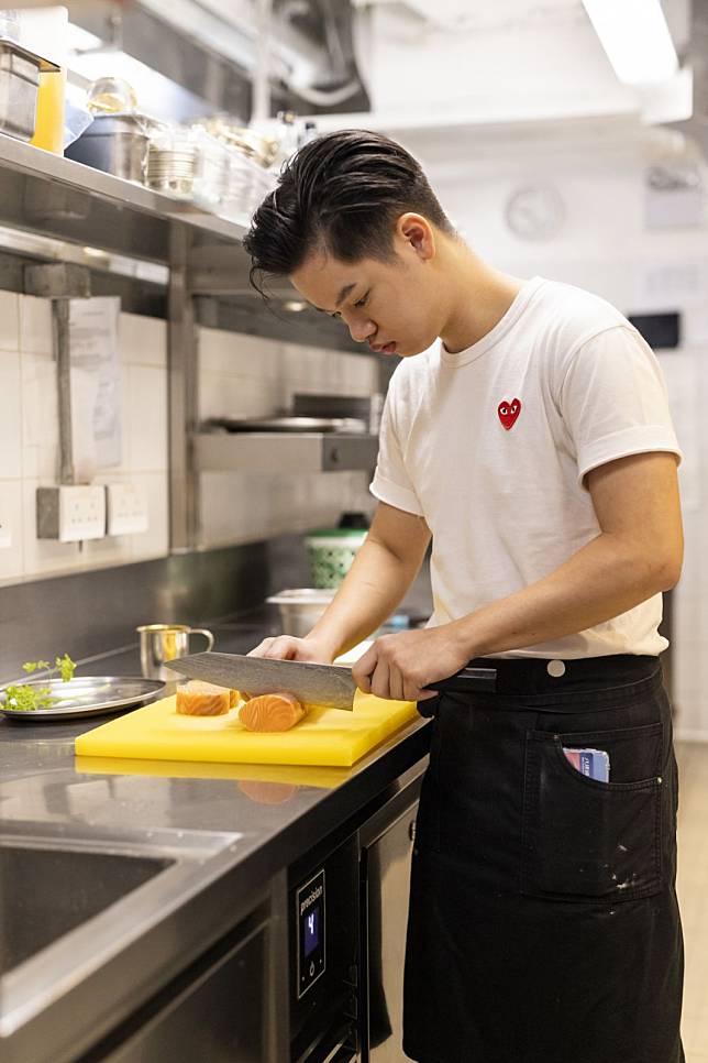 Wong in the kitchen at 181 Fortnum & Mason (Photo credit: Mike Pickles)