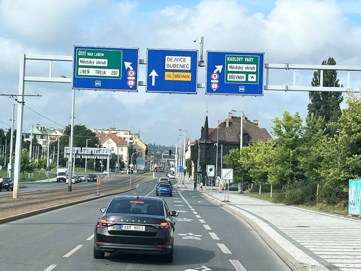 台灣人起床想吃豆漿、油條，捷克人起床想吃起司、鬆餅」 為何20多年在地台商提醒台廠前進捷克得換腦袋更要扔掉加班文化？ | 今周刊|