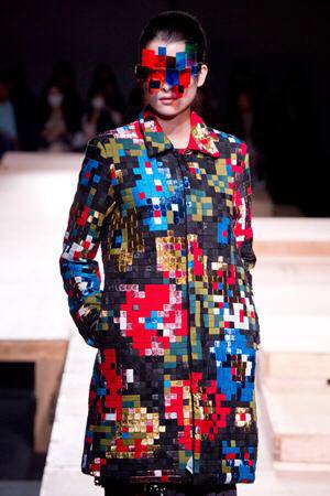 ANREALAGE 的 PATCHWORK 名作：將幾千塊碎布，以拼圖方式拼接成一件衣服。 | MING'S | LINE TODAY