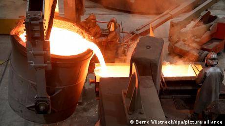 拜登認為中國對其國內鋼鐵和鋁產業的政策和補貼 擾亂了公平的市場競爭（資料圖片）