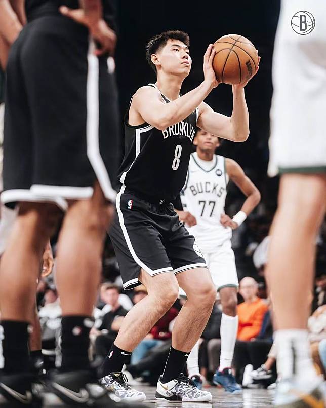 Cui Yongxi of Brooklyn Nets shots free throw in 2024-2025 NBA regular season match between the Brooklyn Nets and the Milwaukee Bucks on October 27, 2024. (Photo courtesy of the Brooklyn Nets)